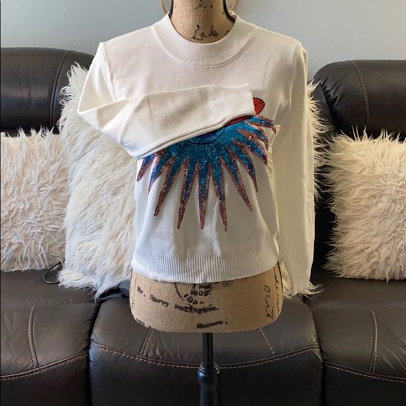 Super cute long sleeve top - Picture 3 of 6